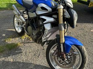 MV AUGUSTA 750 BRUTALE