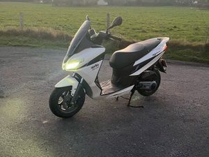 SCOOTER APRILIA 50 SXR 2024