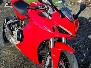 DUCATI SUPERSPORT 950