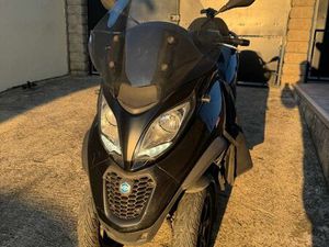 PIAGGIO MP3 350