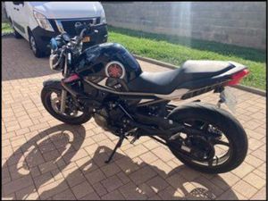 VEND OU ÉCHANGE YAMAHA XJ6