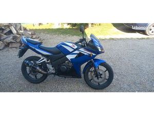 HONDA 125 CBR