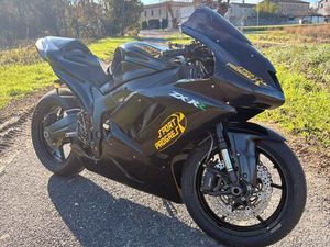KAWASAKI ZX6R PISTE - MOTEUR NEUF
