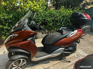 SCOOTER PEUGEOT 400 CC
