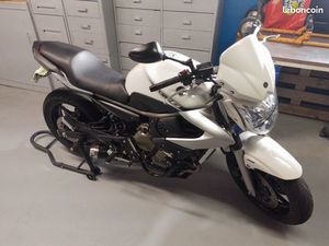 YAMAHA XJ6 2011 ABS EXCELLENT ÉTAT