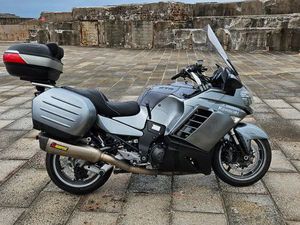 VENDS OU ECHANGE 1400 GTR