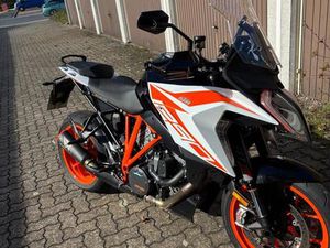 KTM 1290 SUPER DUKE GT