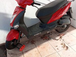 KYMCO AGILITY 50■COULEUR NOIR ■KILOMÉTRAGE 65000 KM ■RÉVISION COMPLÈTE RÉALISÉE IL Y A 1 AN ■CONTRÔLE TECHNIQUE À JOUR ■PIÈCES D'ORIGINES ■SUIVI D'ENTRETIEN À J