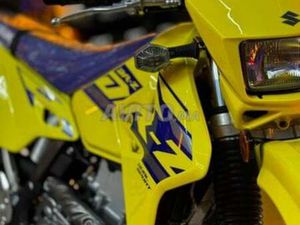 SUZUKI DR-Z 400