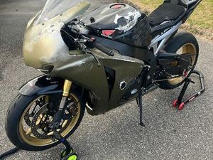 CBR 1000 RR SC59 2009 PISTE