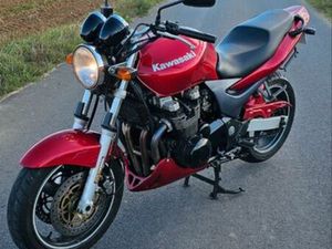 KAWASAKI ZR-7 ÉCHANGE POSSIBLE