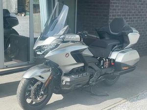 ② HONDA GL 1800 GOLDWING DCT, 7/2025 ! SEULEMENT 450 KM !