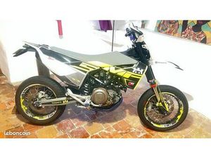 701 SUPERMOTARD HUSQVARNA