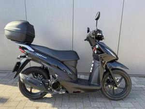SUZUKI ADDRESS 110 — MOTOREN | SUZUKI — MARKTPLAATS
