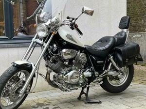 ② YAMAHA VIRAGO 1100 CC
