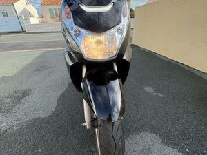 SCOOTER PEUGEOT 4 TEMPS KISBEE NOIR