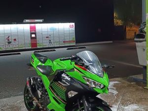 KAWASAKI NINJA 400 KRT