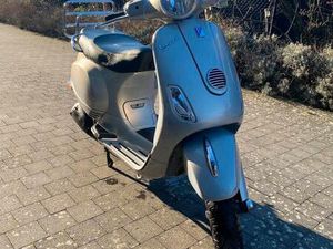 ② VESPA LX A KLASSE