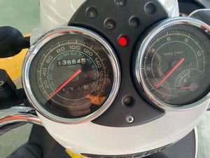 PIAGGIO - CARNABY CRUISER 300