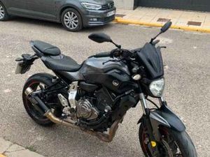 YAMAHA - MT-07