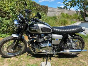 TRIUMPH BONNEVILLE T100 ÉDITION 110E