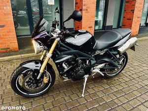 TRIUMPH STREET TRIPLE