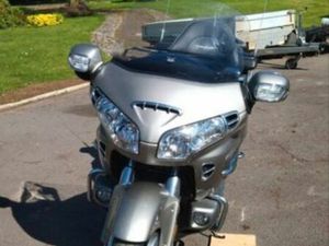 MOTO GOLDWING GL