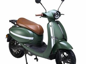 SCOOTER ÉLECTRIQUE 125 CC PINK POP