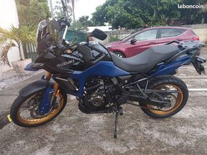 VENDS MOTO SUZUKI 800 DE