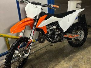 125 SX