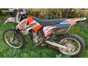 250 KTM OU ÉCHANGE
