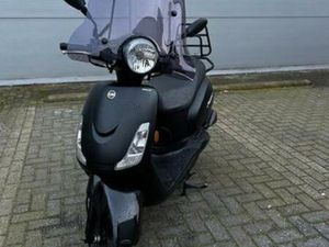 SYM FIDDLE 2 — SCOOTERS | SYM — MARKTPLAATS