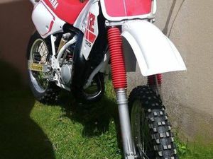 YAMAHA 125 YZ 1986 COLLECTION