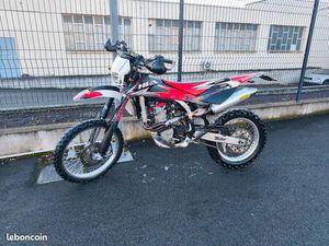 VEND OU ÉCHANGE HUSQVARNA 450 TE