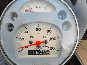 ② VESPA 2012 PX125E 11000KM (6000KM MOTEUR)