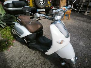 VESPA - APRILIA MOJITO 125