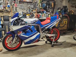 1991 SUZUKI GSXR1100