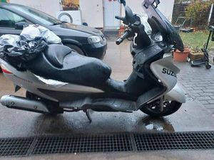 SUZUKI BURGMAN 125 TÜV 6/2026