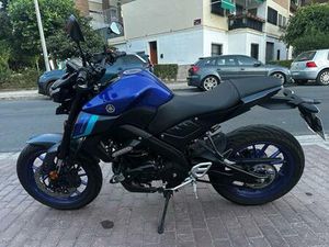 YAMAHA - MT125