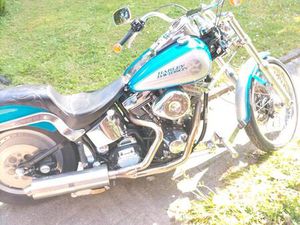 HARLEY DAVIDSON SOFTAIL CUSTOM FXSTC
