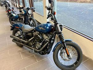 SOFTAIL STREET BOB FXBB | JEKILL & HYDE | DEUTSCHES MODELL