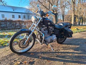 HARLEY DAVIDSON SPORTSTER 883 CUSTOM