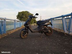 SCOOTER PEUGEOT TREKKER