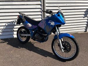 SUZUKI 650 DR SE