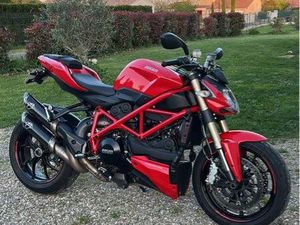 DUCATI 848 STREETFIGHTER