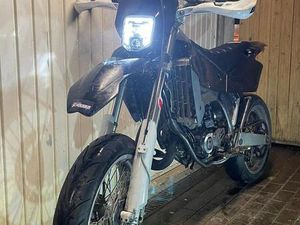 HUSQVARNA SM 125 CCM 2 TAKT SUPERMOTO A1 MOTOR NEU!!!