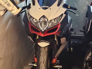 GSXR 750 K4