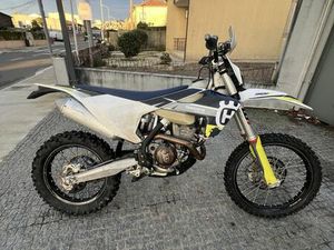 HUAQVARNA FE 350 ANO 2017 ALFENA