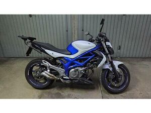 VENDO SUZUKI GLADIUS 650 SFV (2009 - 15) USATA A TORINO (CODICE 9905767) - MOTO.IT