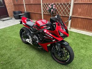 HONDA CBR650R 2024 IMMACULATE 1K MILE EXAMPLE!